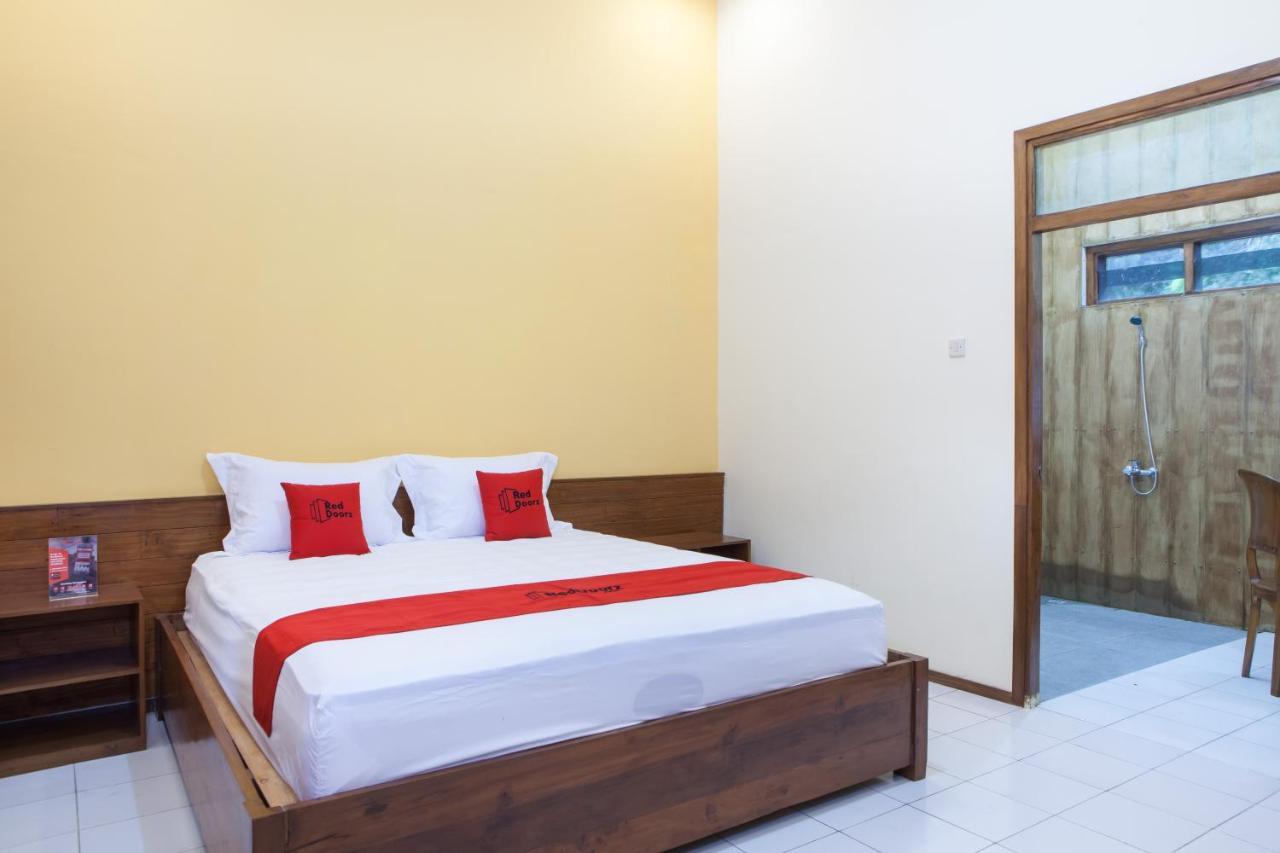 Reddoorz Near Baluran National Park Hotel Pandean Buitenkant foto